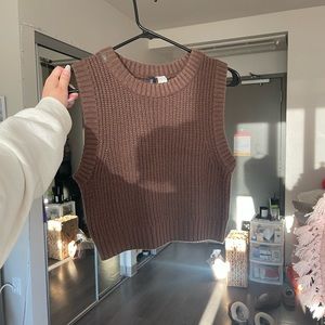 H&M sweater top brown
